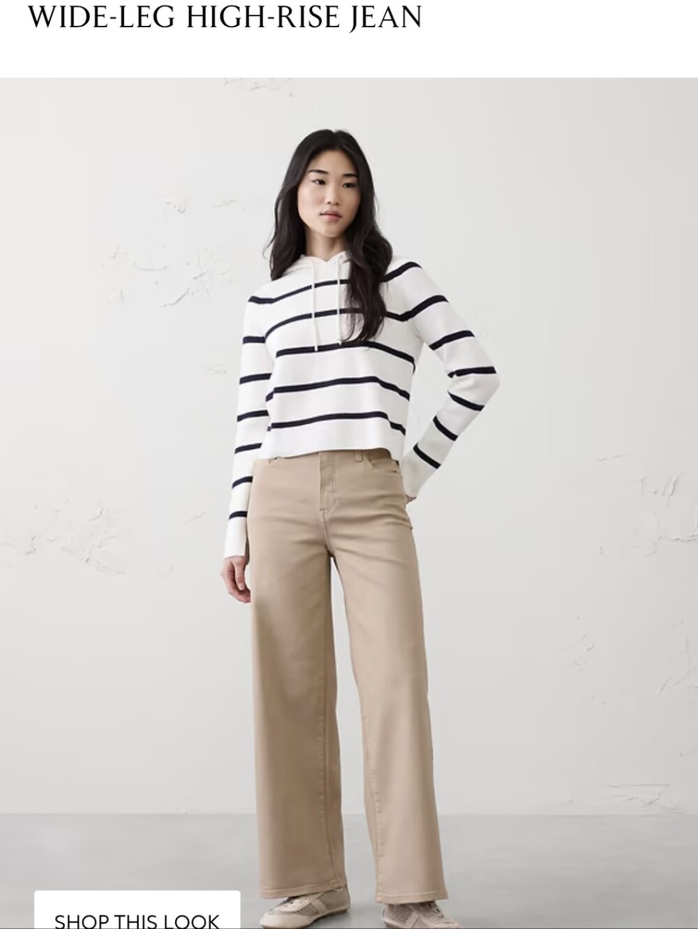 Banana Republic Khaki Wide Leg Pants in Light Tan